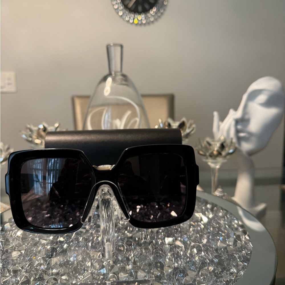 Max Mara Ernest MM0088 Oversized Square Sunglasses – Black